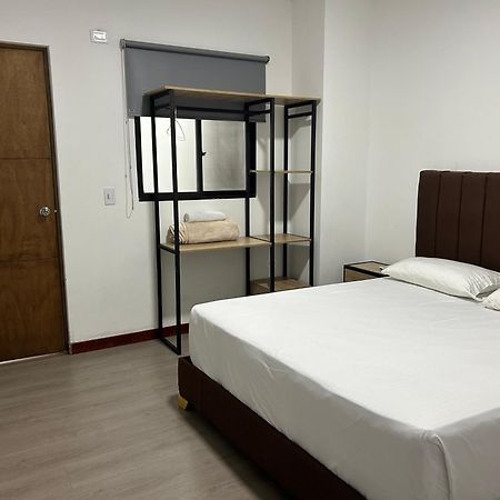Hotel Gallery By 70 Medellín Dış mekan fotoğraf