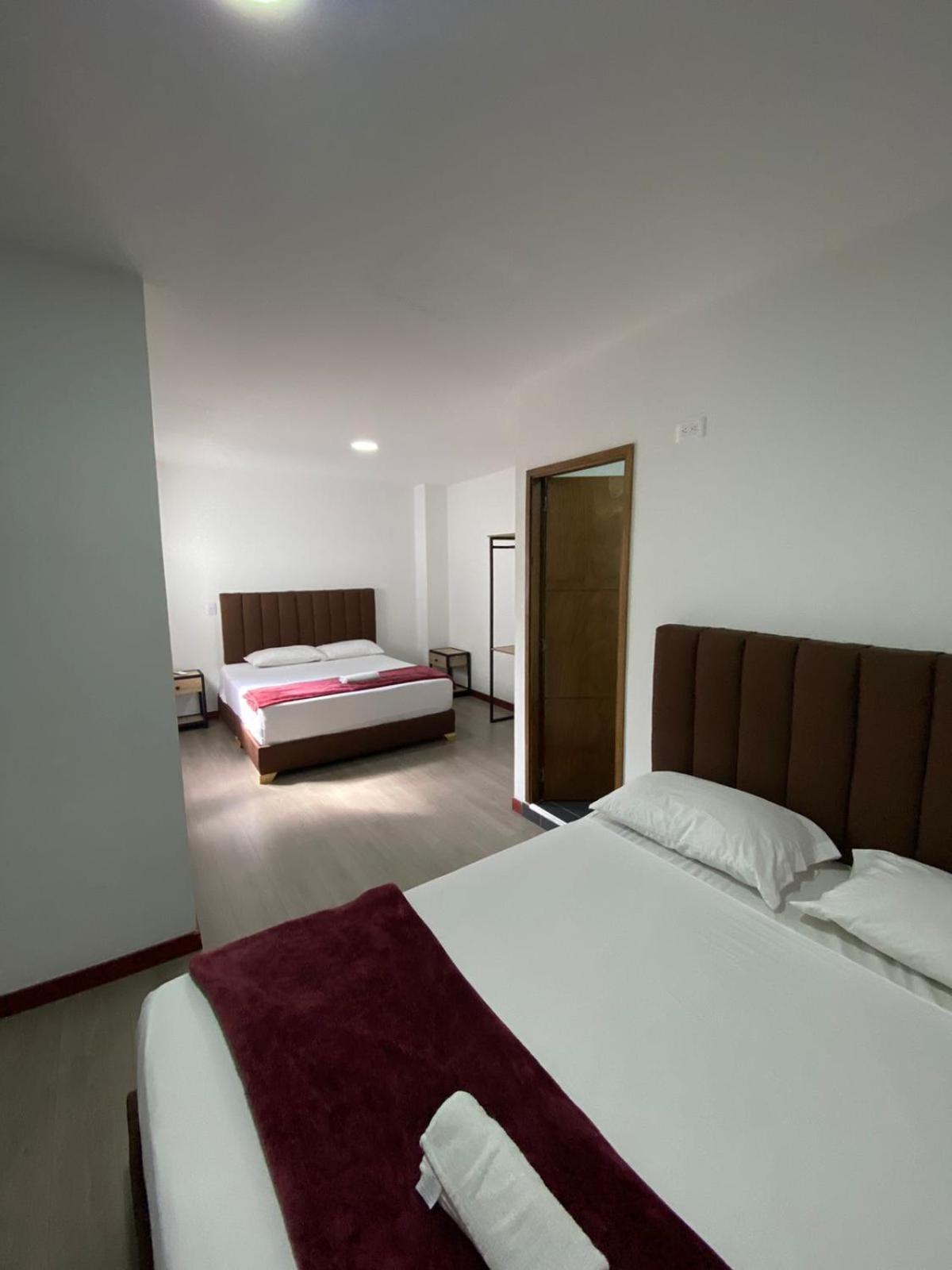 Hotel Gallery By 70 Medellín Dış mekan fotoğraf