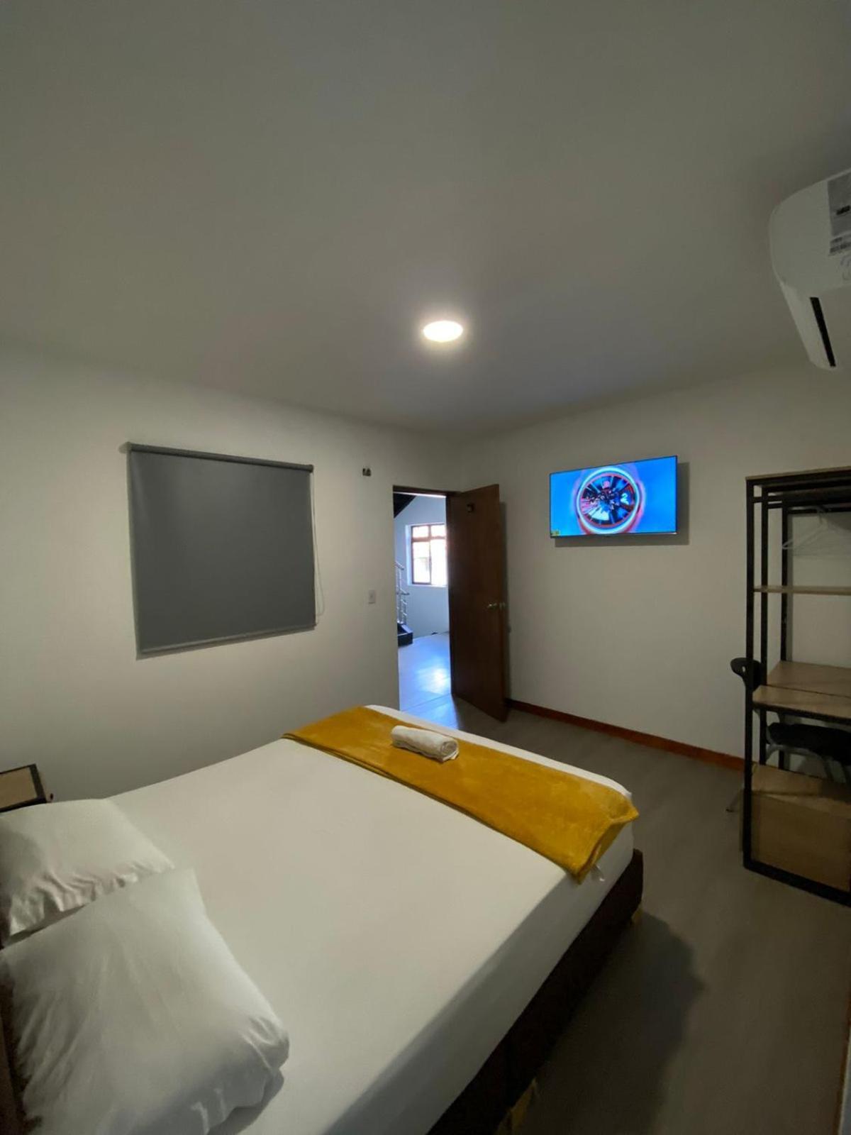 Hotel Gallery By 70 Medellín Dış mekan fotoğraf