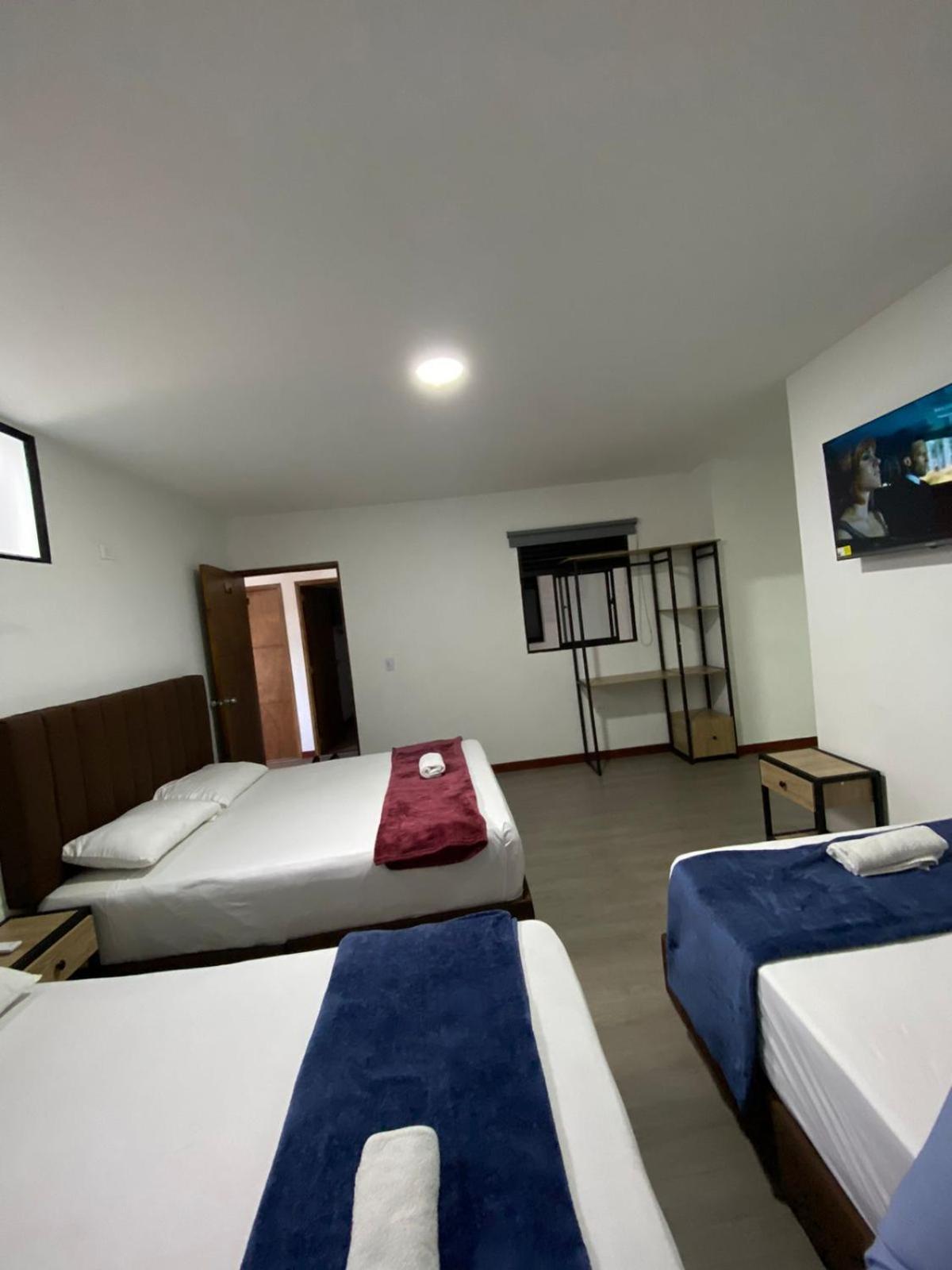 Hotel Gallery By 70 Medellín Dış mekan fotoğraf